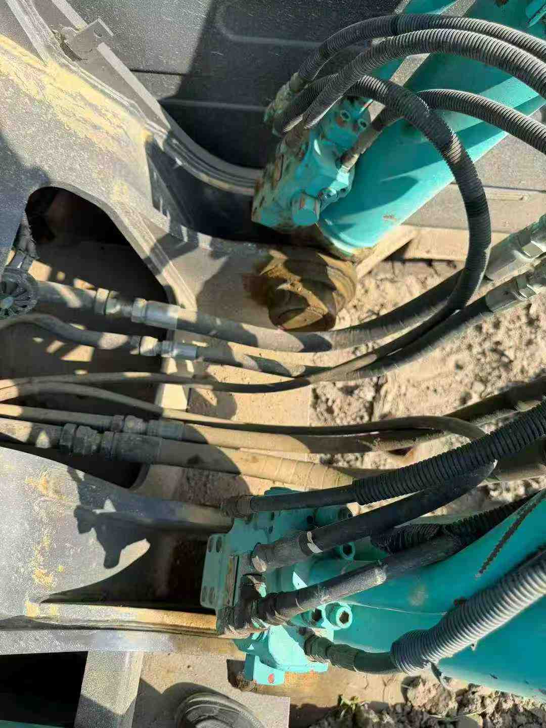 Used Kobelco SK200 Excavator 2016 Model / 5