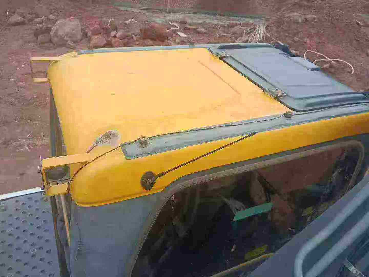 Used Volvo EC200 Excavator 2020 Model / 4