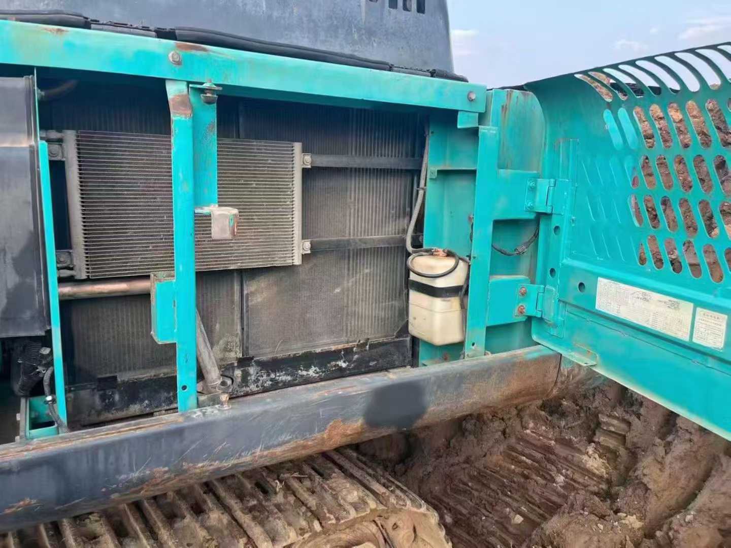 Used Kobelco SK350LC8 Excavator 2014 Model / 4