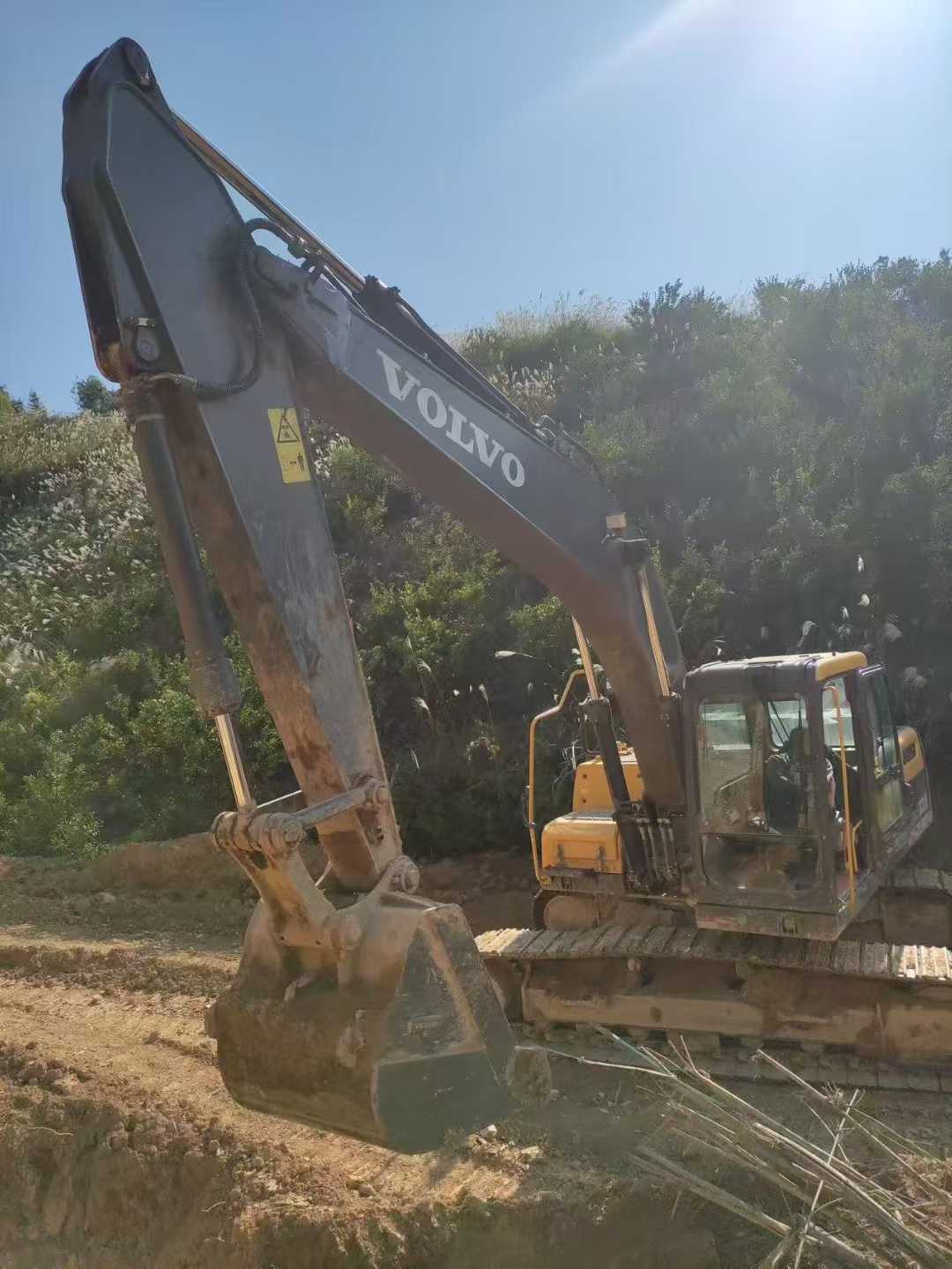 Used Volvo EW210C Excavator 2019 Model / 2