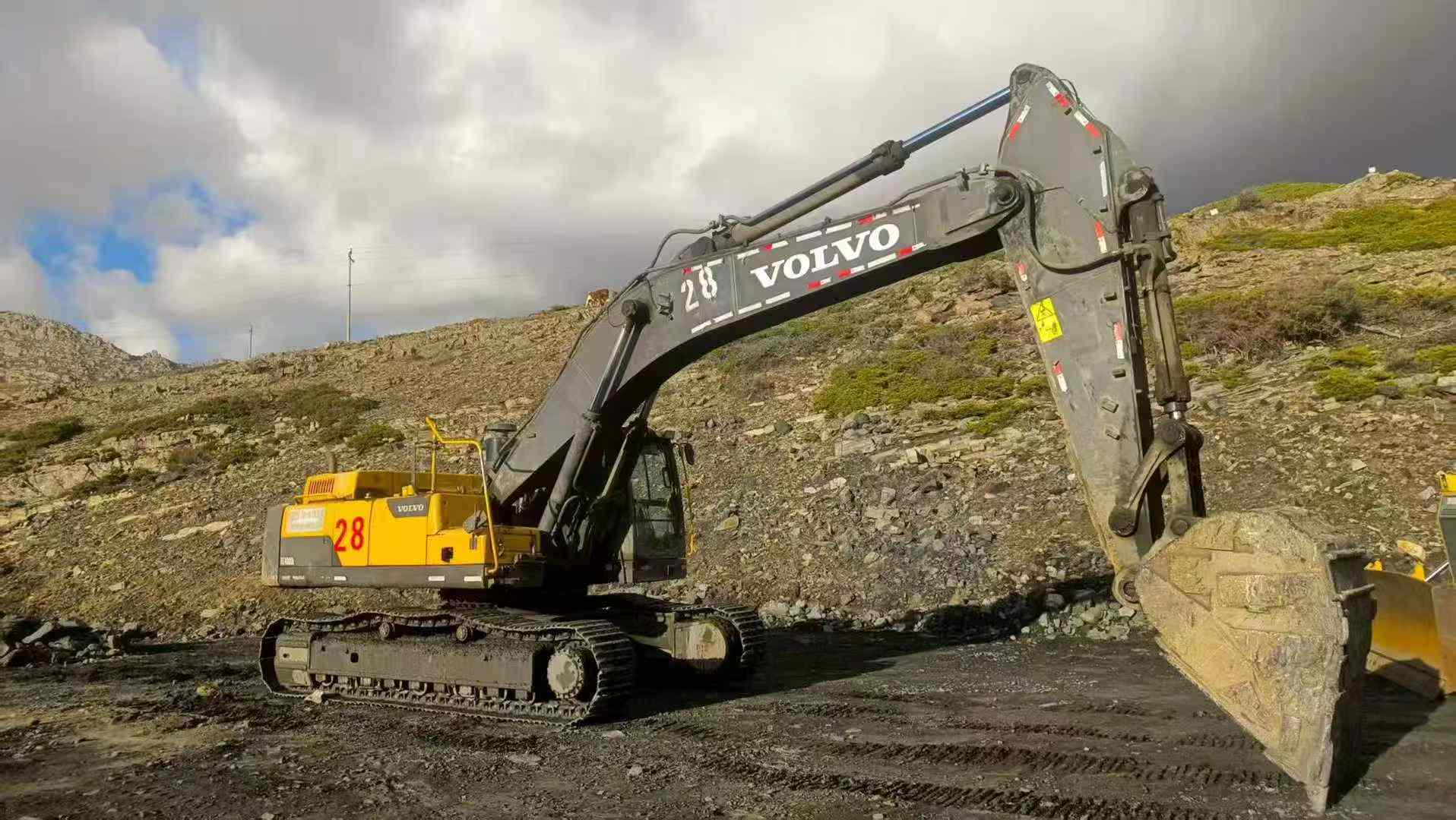 Used Volvo EC80D Excavator 2020 Model / 6