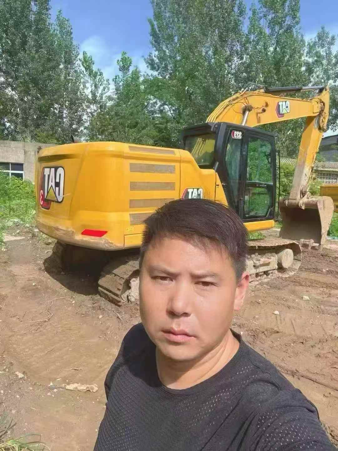 Used Caterpillar 323 Excavator 2020 Model / 4