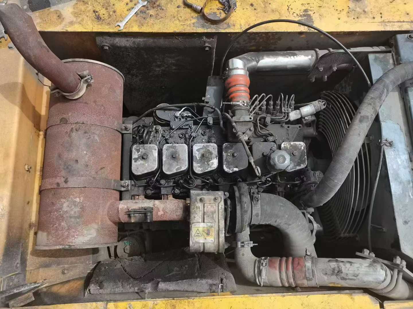 Used Hyundai R215-7 Excavator 2016 Model / 5