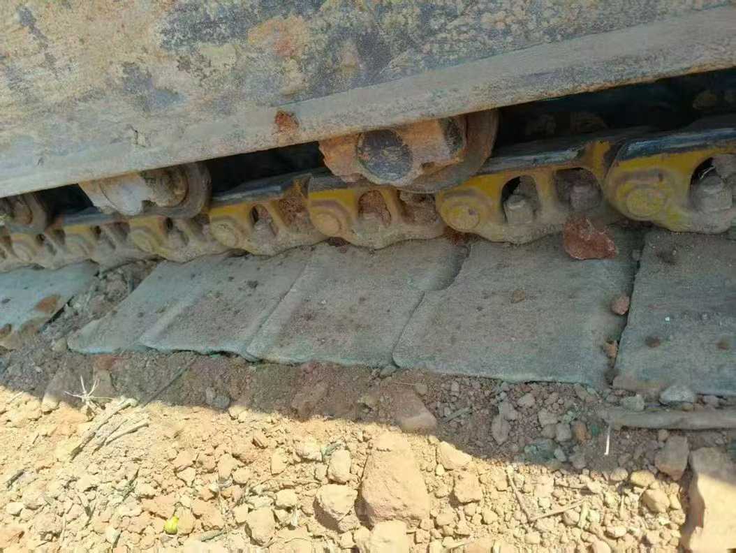 Used Kobelco SK210 Excavator 2012 Model / 9