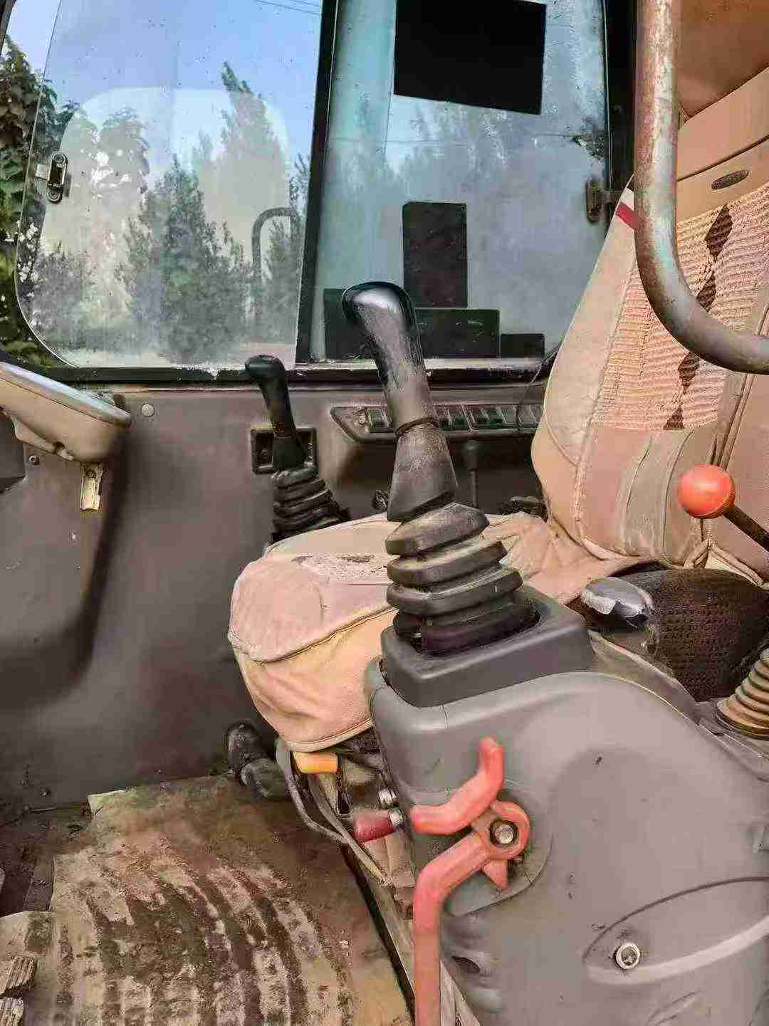 Used Volvo EW55 Excavator 2016 Model / 3