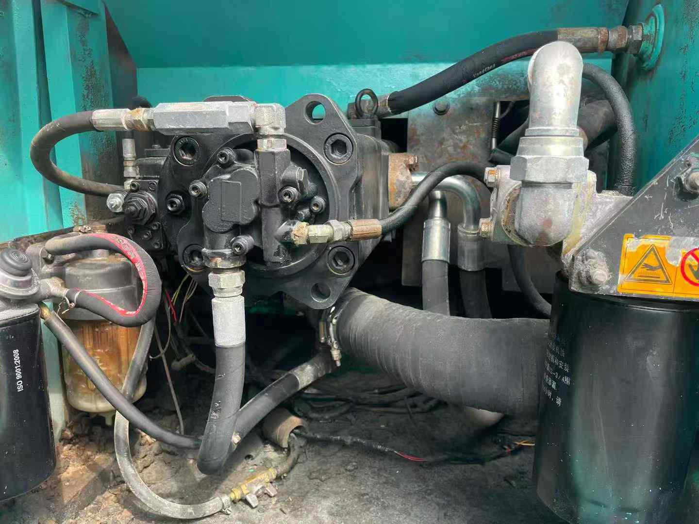 Used Kobelco SK2008 Excavator 2010 Model / 9