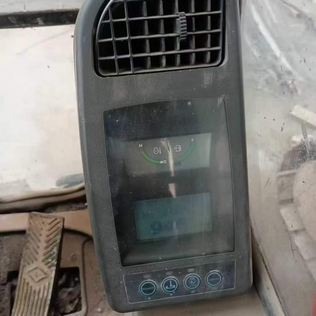 Used Doosan DX15 Excavator 2016 Model / 7