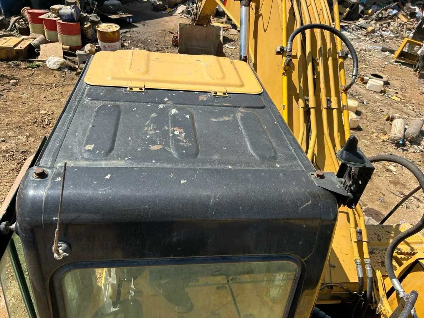 Used Caterpillar 323DL Excavator 2013 Model / 9