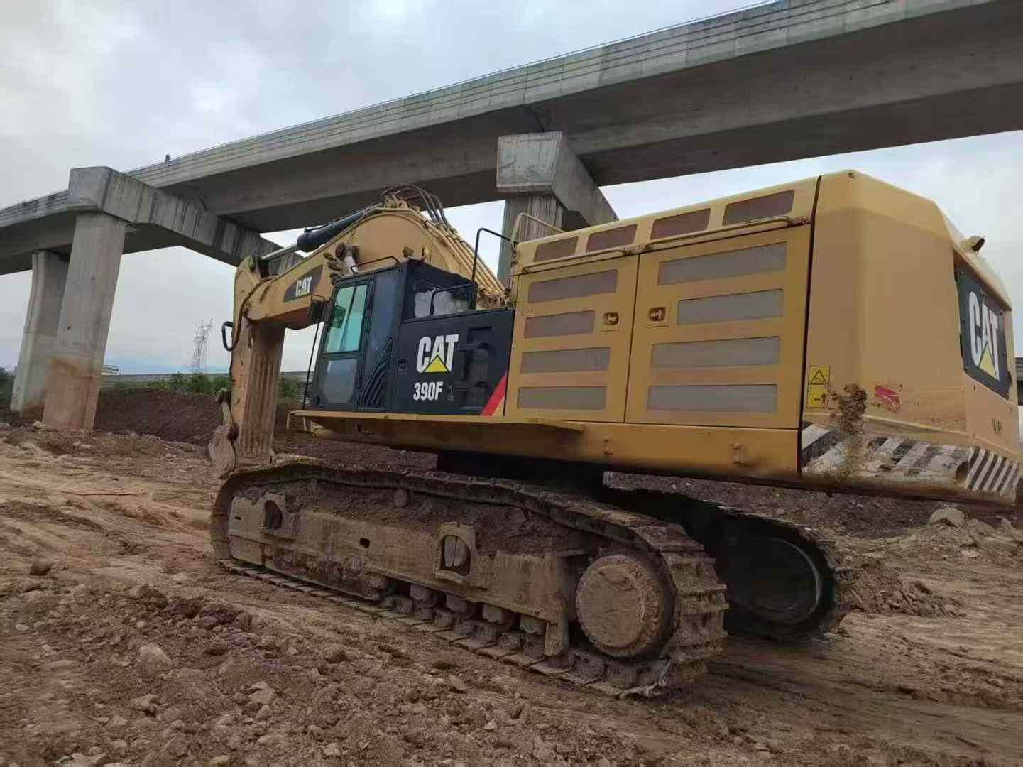 Used Caterpillar 950M Excavator 2018 Model