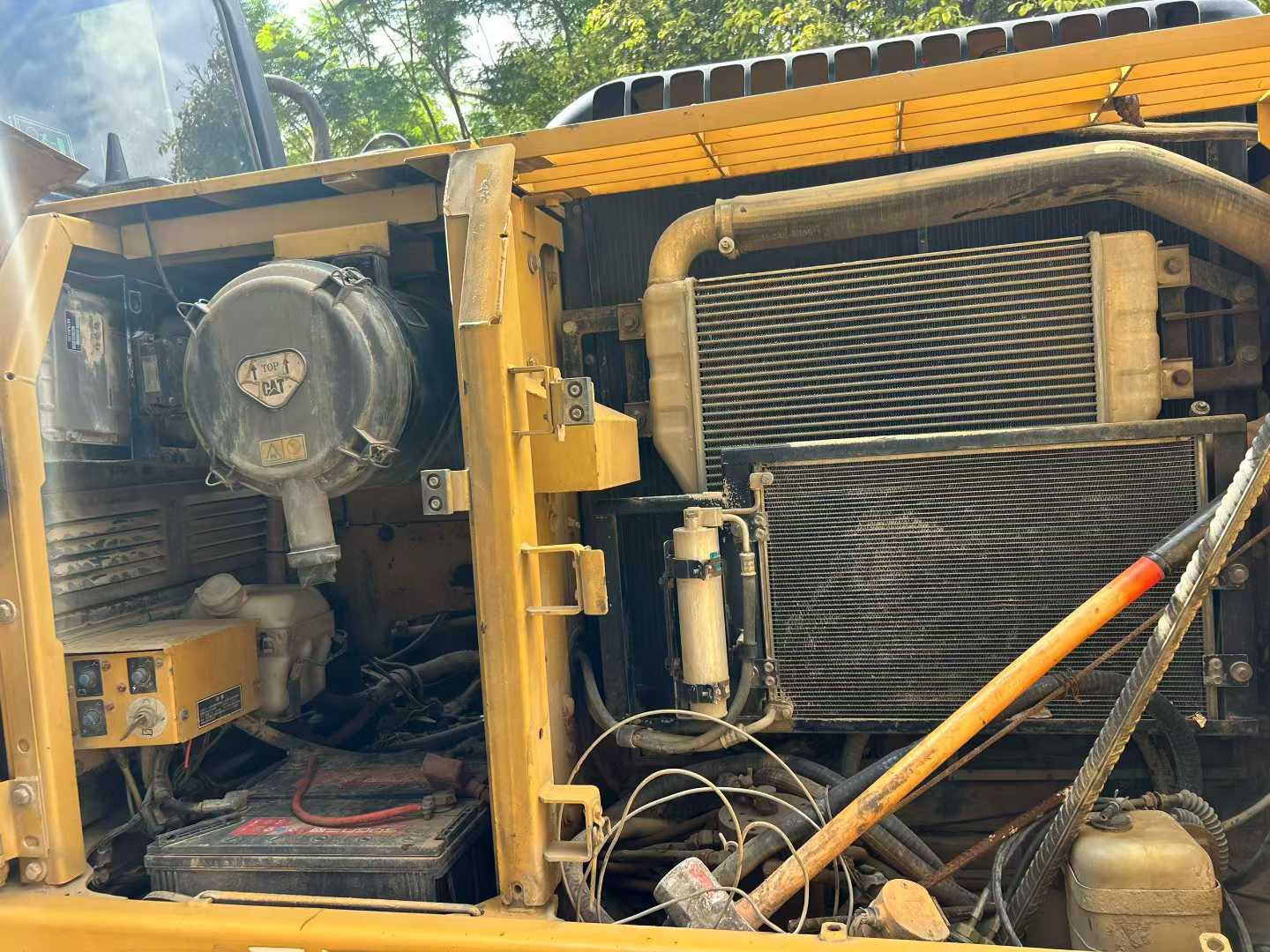 Used Caterpillar 320D Excavator 2016 Model / 3