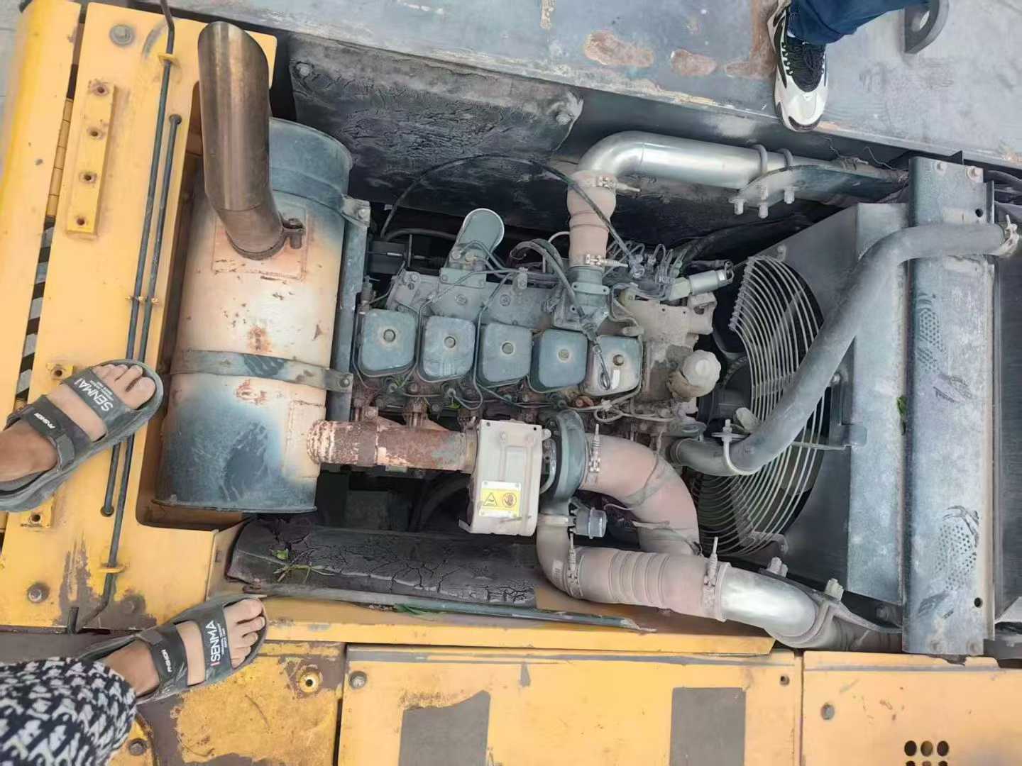 Used Hyundai R 60VS Excavator 2018 Model / 5