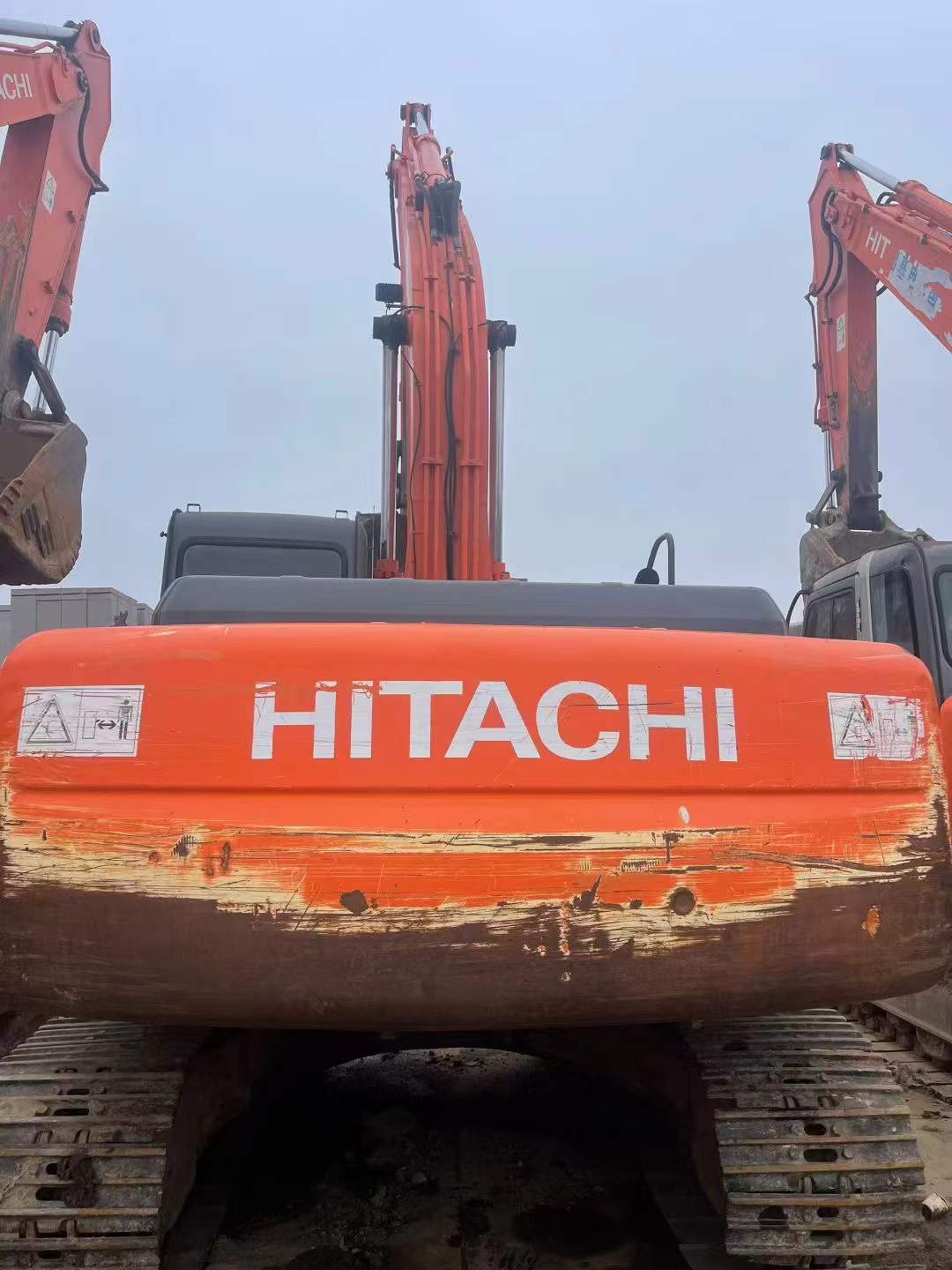 Used Hitachi ZX200-3G Excavator 2016 Model / 2