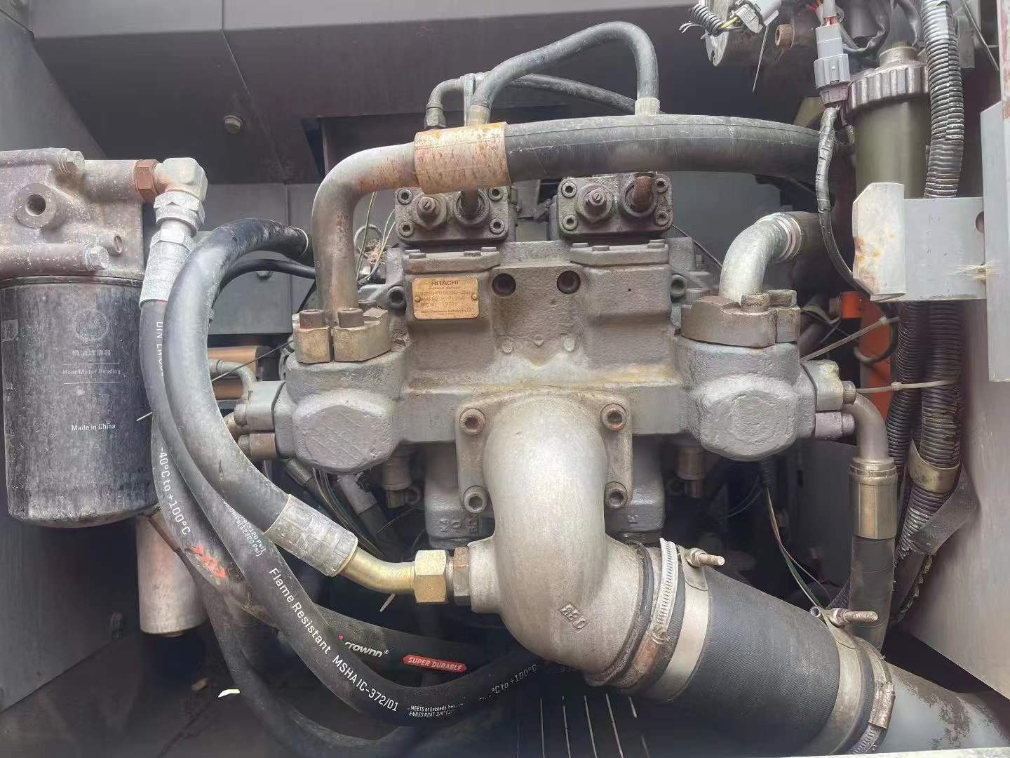 Used Hitachi ZX200-3G Excavator 2016 Model / 7