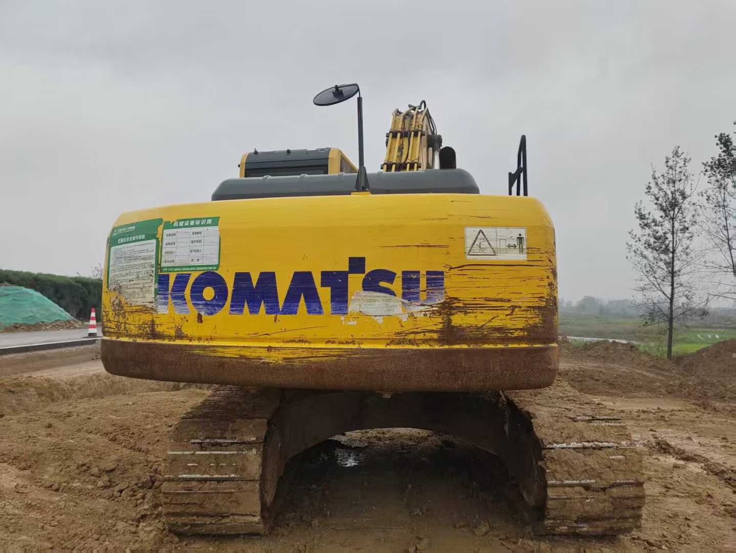 Used Komatsu PC220 Excavator 2017 Model