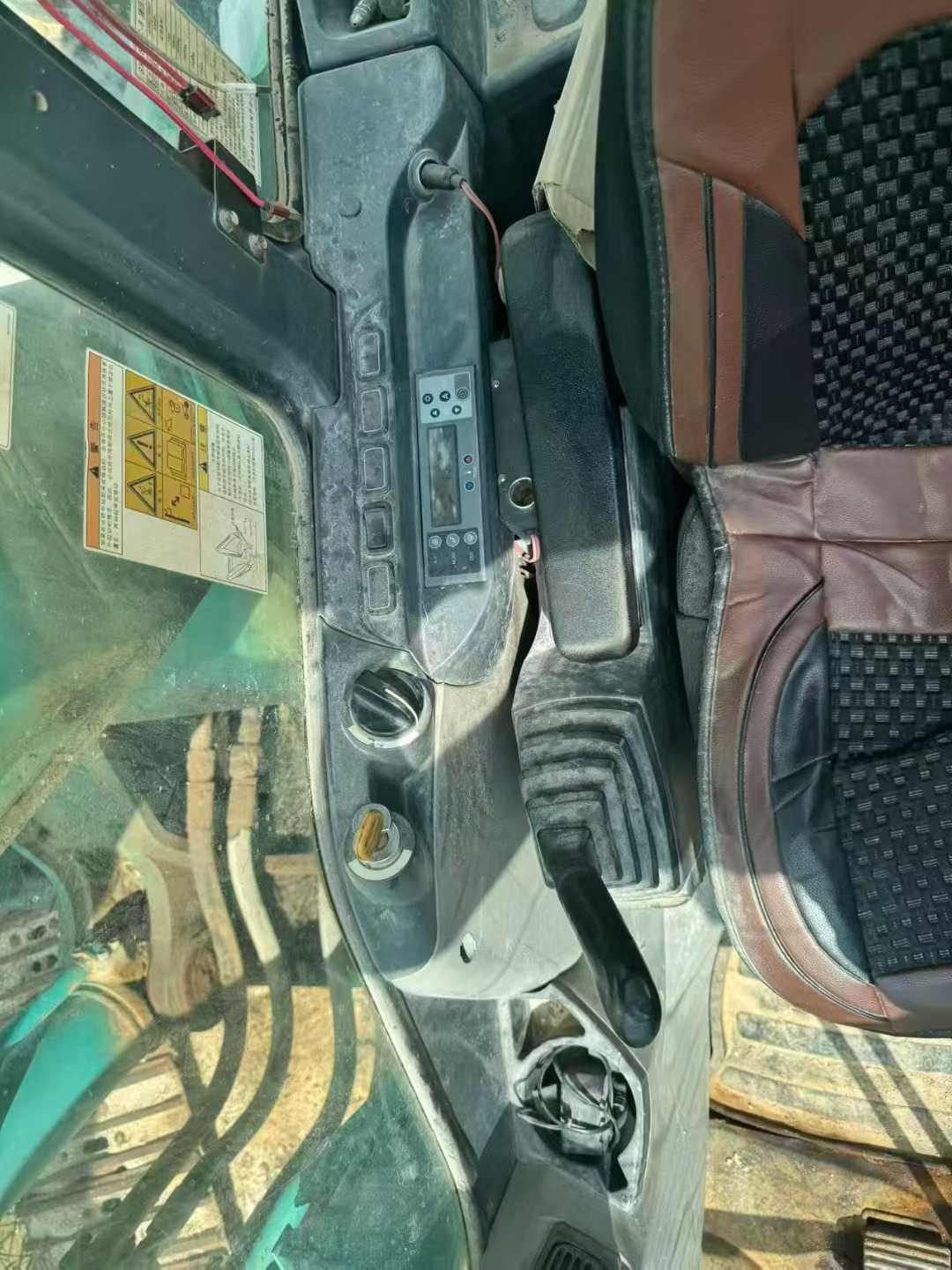 Used Kobelco SK350LC Excavator 2016 Model / 9