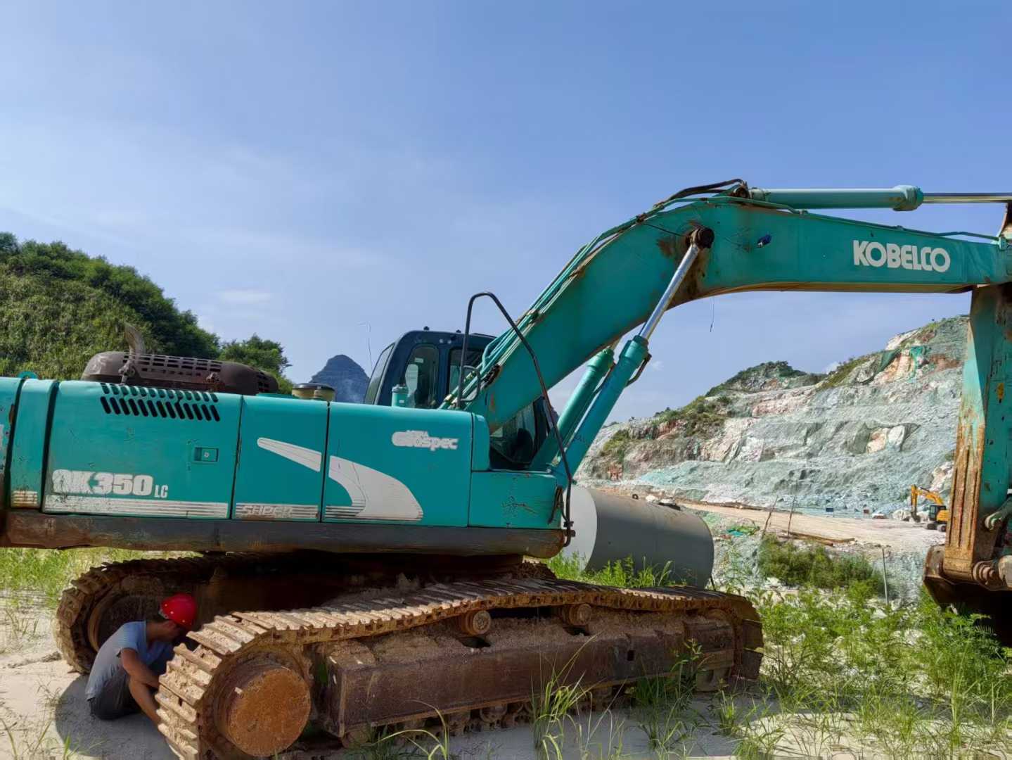 Used Kobelco SK350LC Excavator 2016 Model / 3