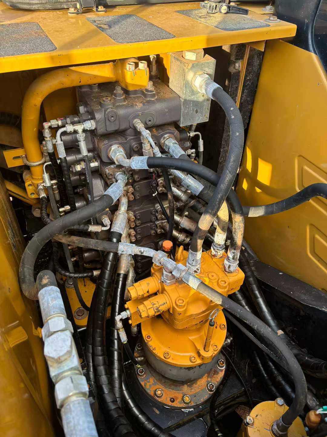 Used Sany SY125H Excavator 2018 Model / 7