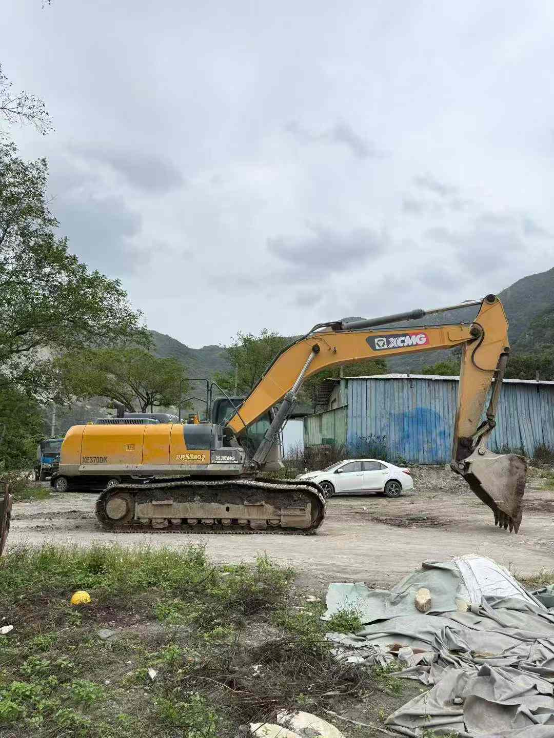 Used XCMG XE370 Excavator 2022 Model / 2