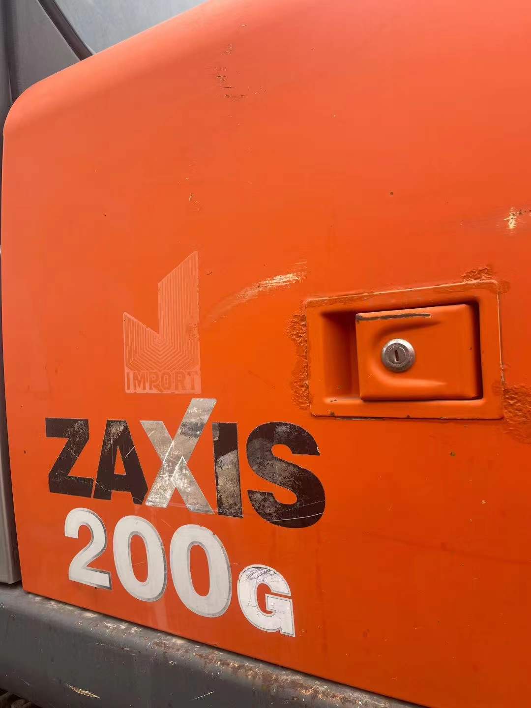 Used Hitachi ZX200-3G Excavator 2016 Model / 9