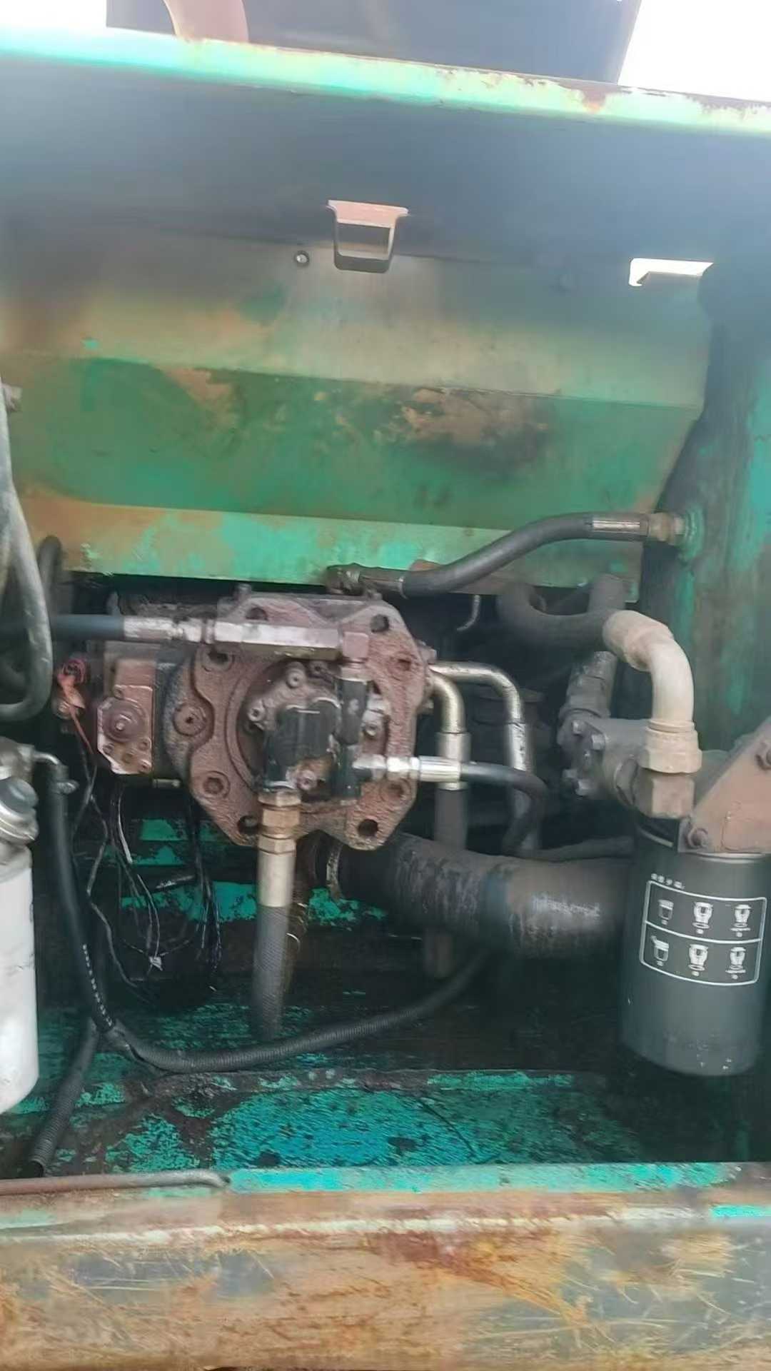 Used Kobelco SK210 Excavator 2016 Model / 4