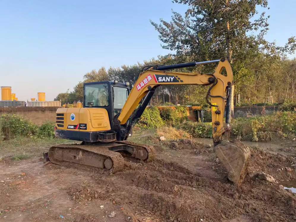 Used Sany SY60C Excavator 2017 Model / 6