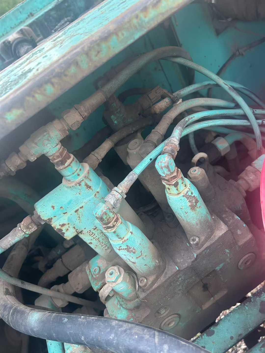 Used Kobelco SK200-5.5 Excavator 2016 Model / 3