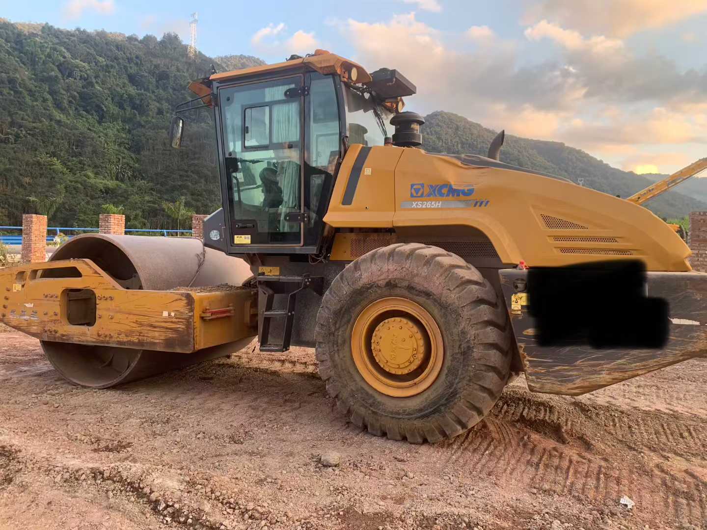 Used XCMG XE265D Excavator 2021 Model