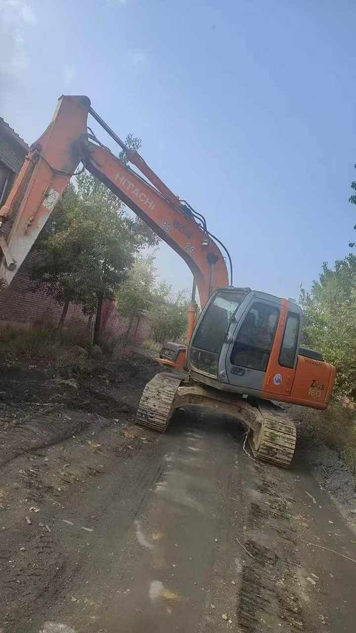 Used Hitachi ZX120 Excavator 2016 Model / 6