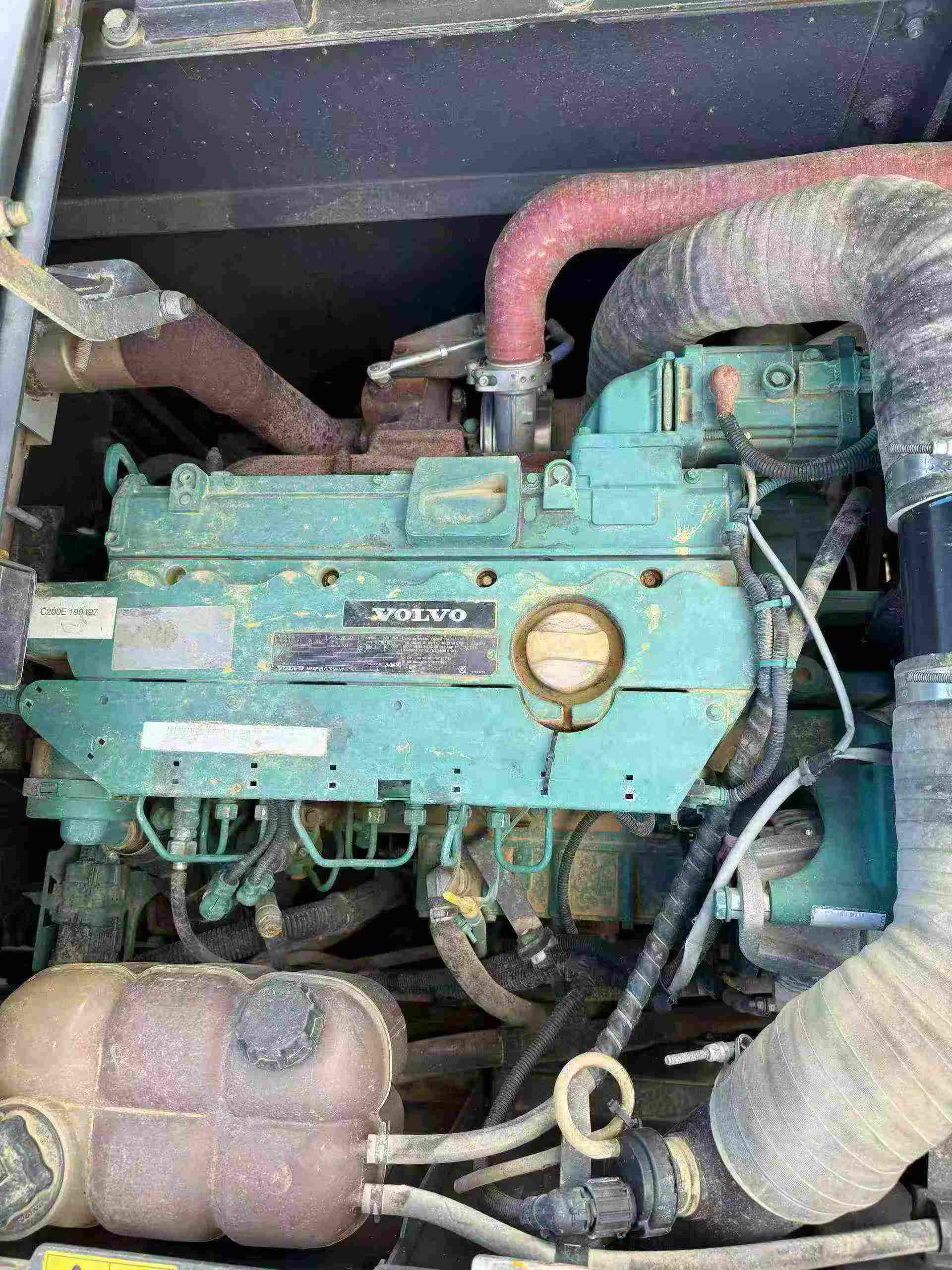 Used Volvo EC200D Excavator 2021 Model / 4