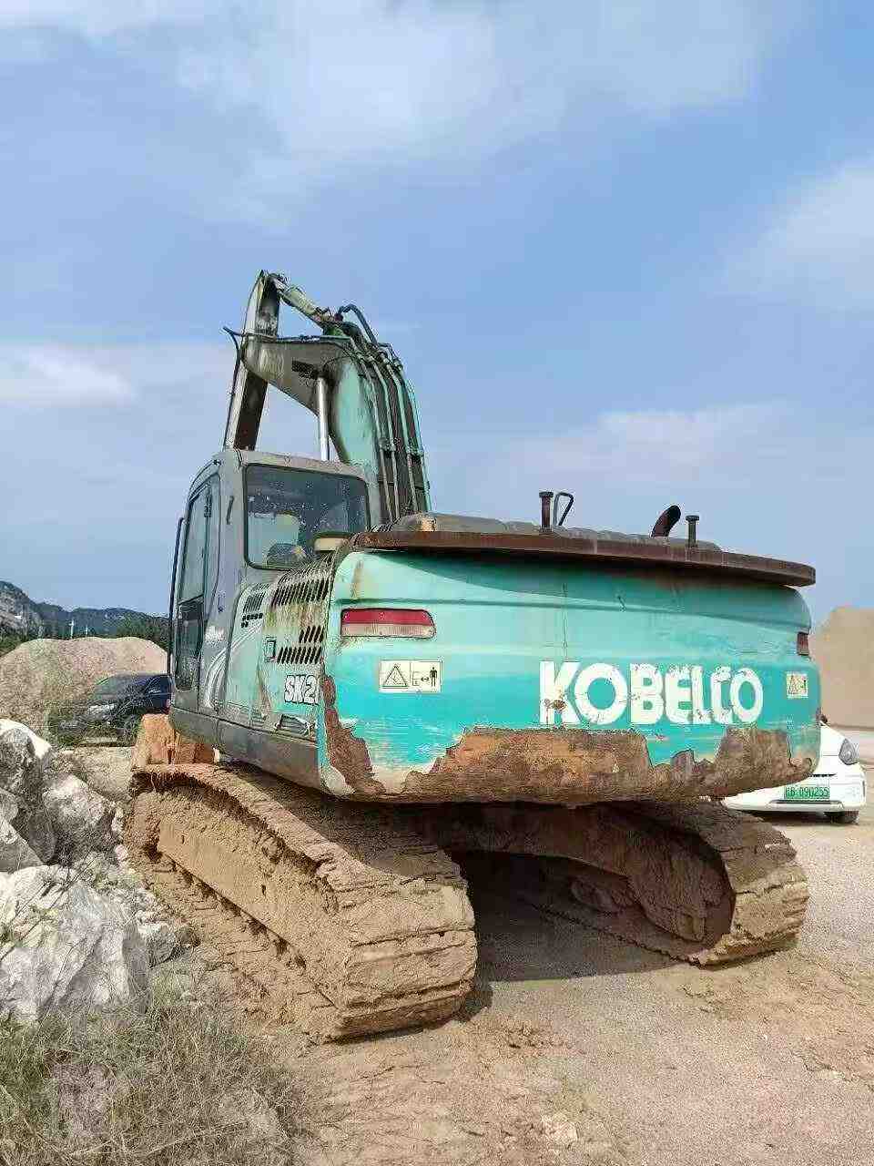 Used Kobelco SK200 Excavator 2016 Model / 6