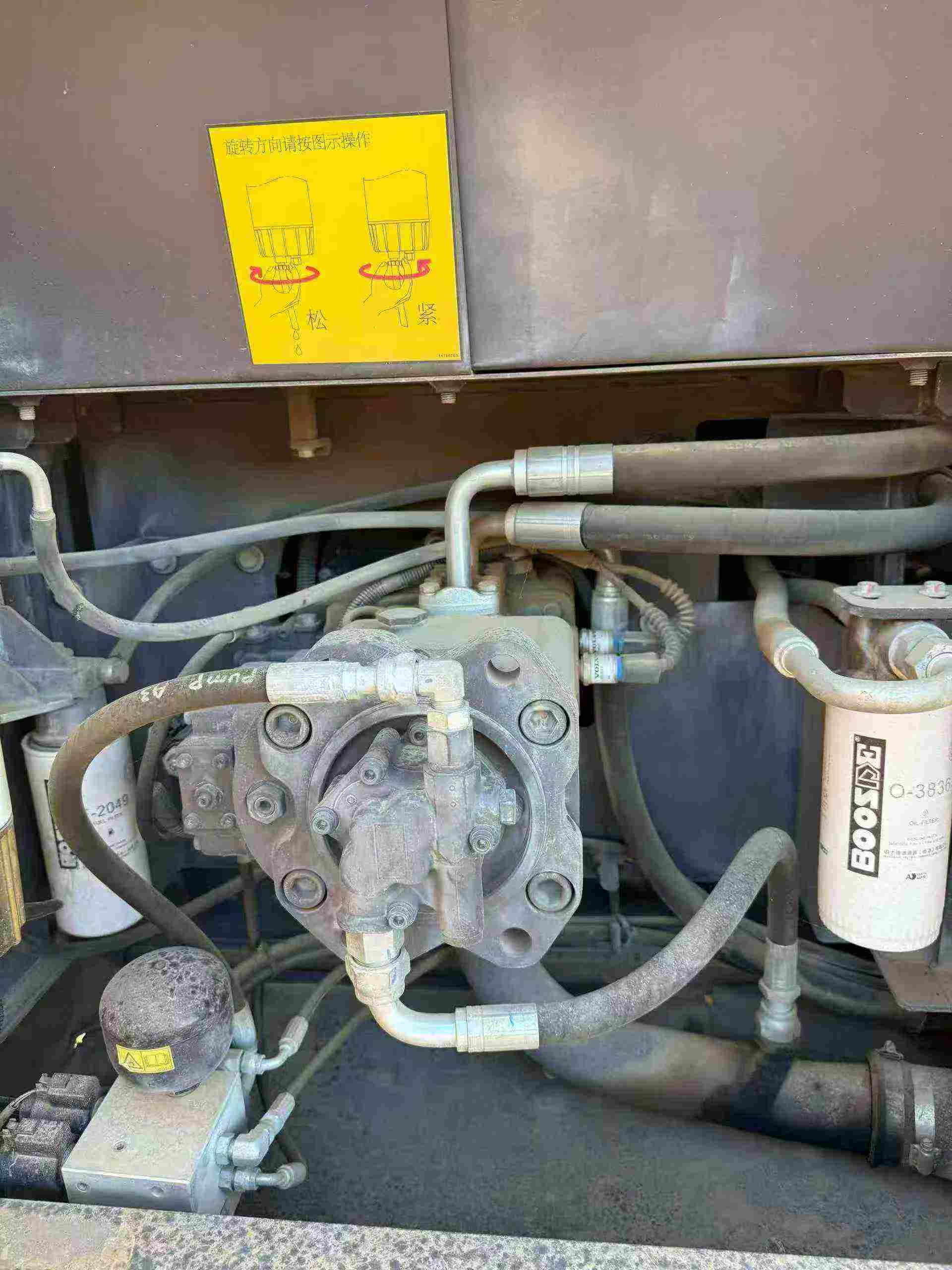 Used Volvo EC200D Excavator 2021 Model / 5