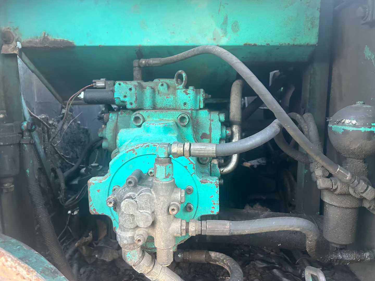 Used Kobelco SK200-5.5 Excavator 2016 Model / 4