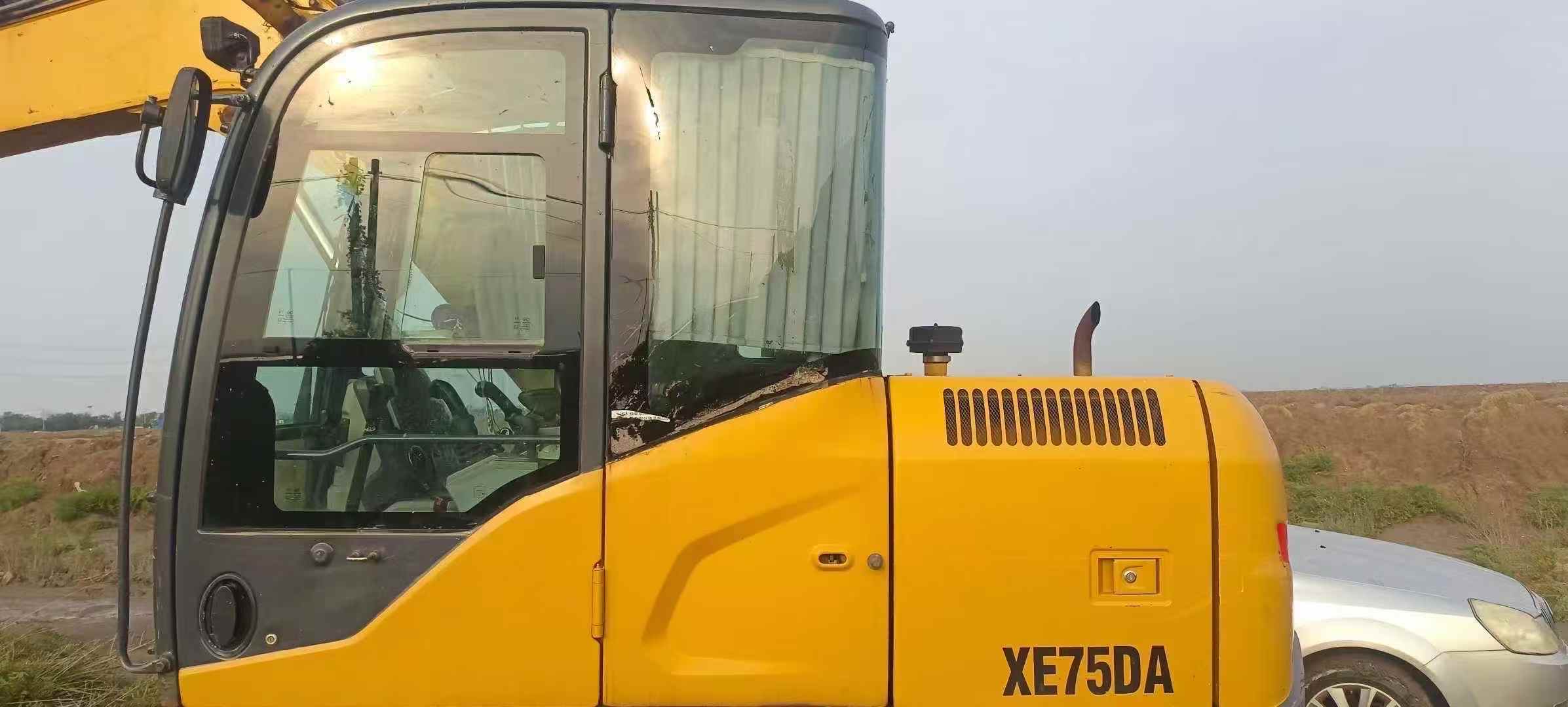 Used XCMG XE75WD Excavator 2019 Model / 2