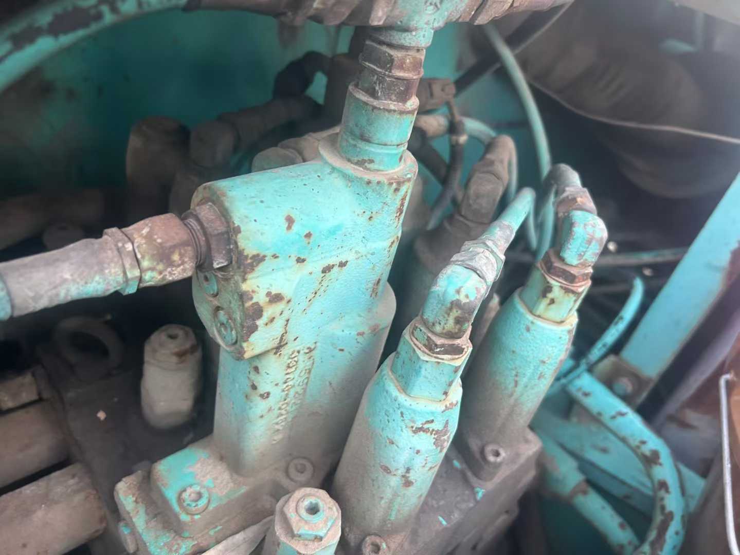 Used Kobelco SK200-5.5 Excavator 2016 Model / 2