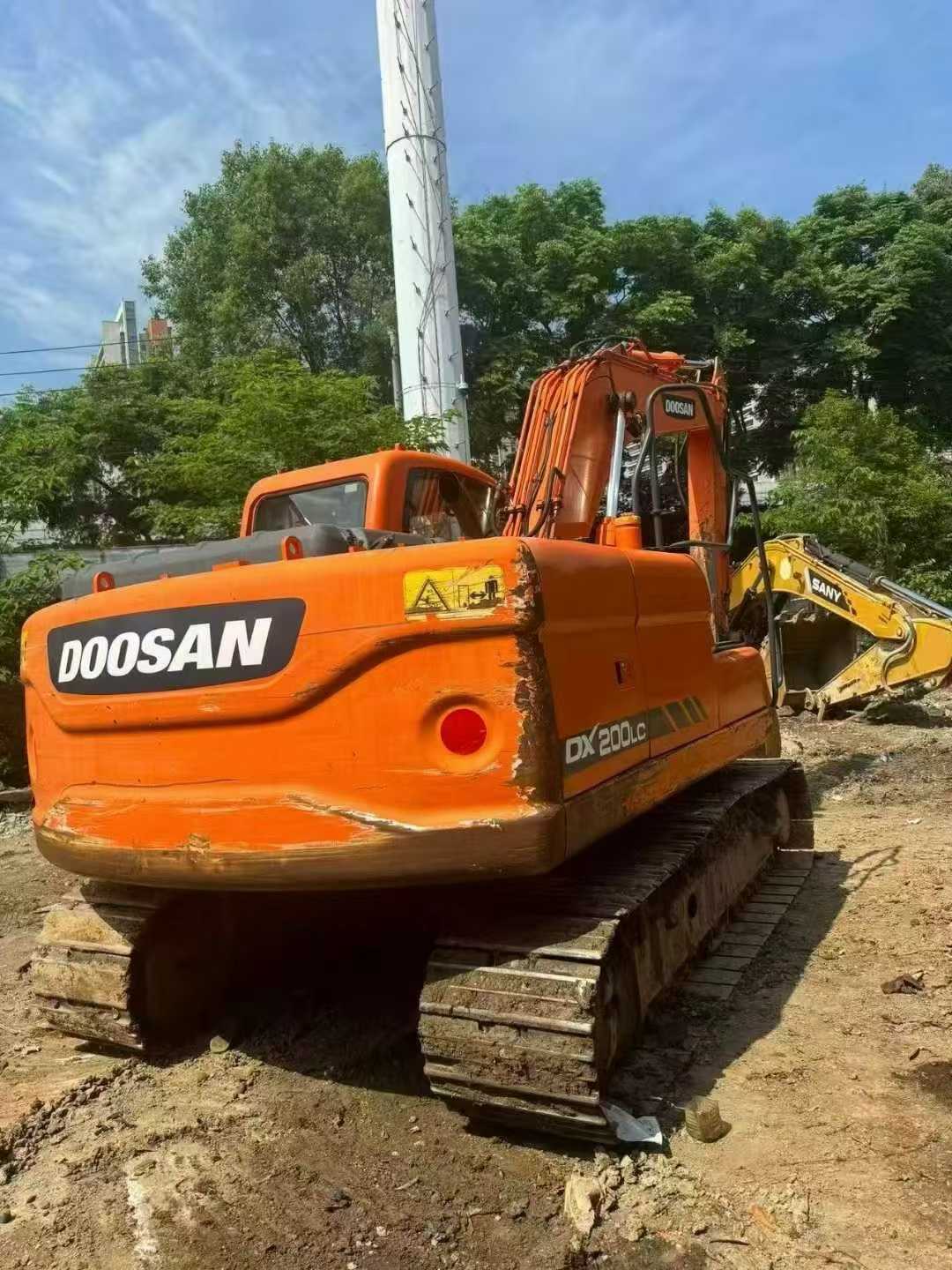 Used Doosan DX15 Excavator 2016 Model / 3