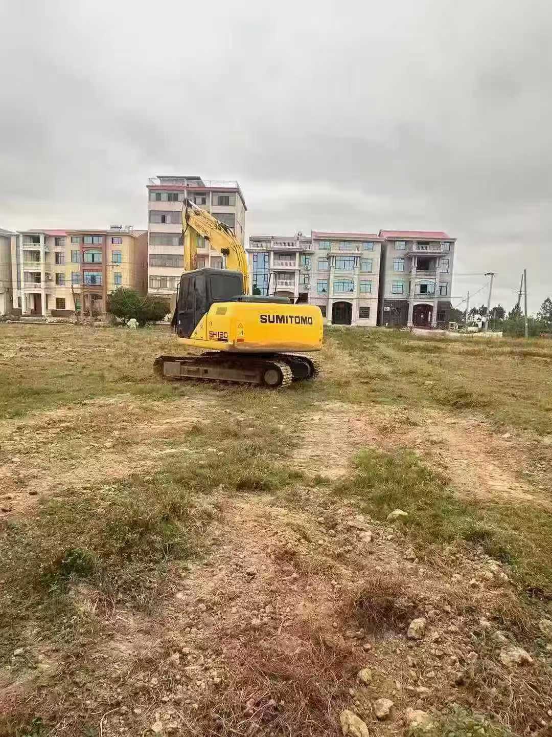 Used Sumitomo SH130-3 Excavator 2015 Model