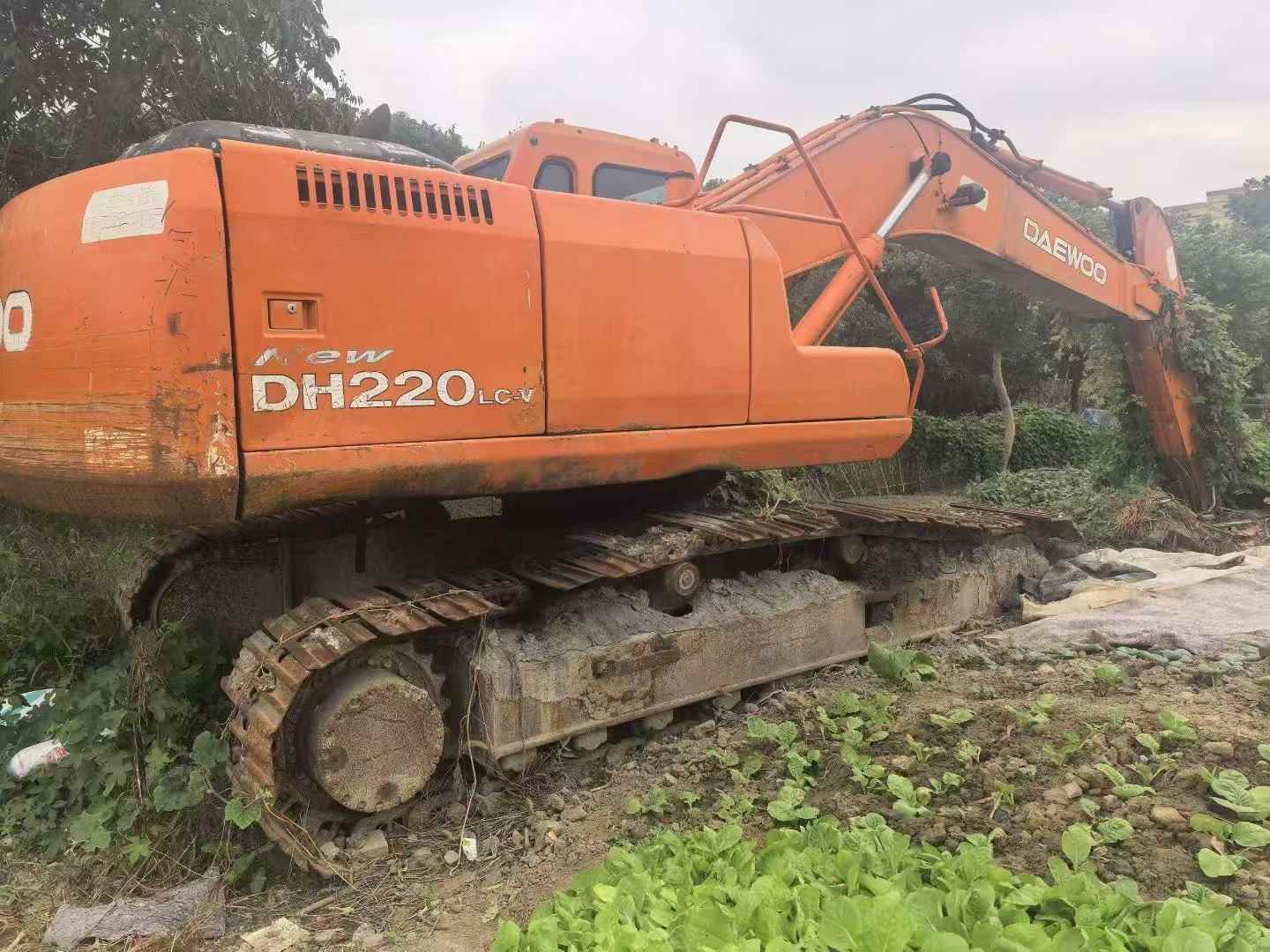 Used Doosan DH220-7 Excavator 2016 Model
