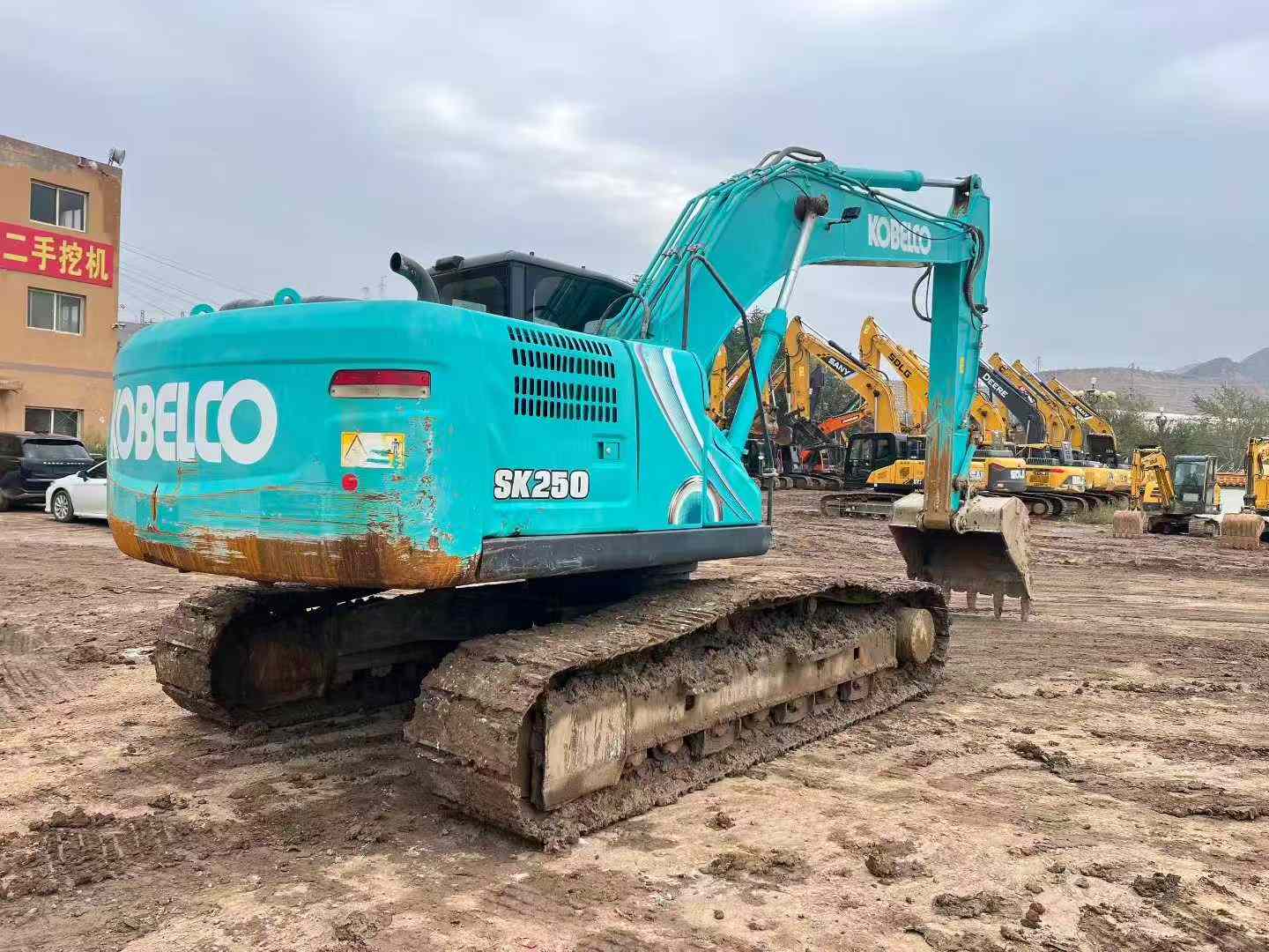 Used Kobelco SK210 Excavator 2019 Model / 3