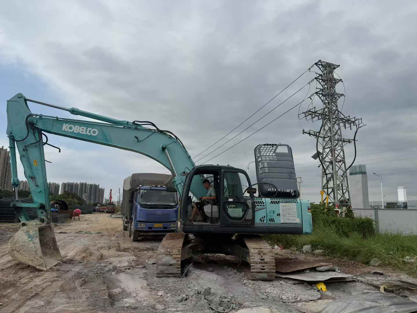 Used Kobelco SK250 Excavator 2016 Model