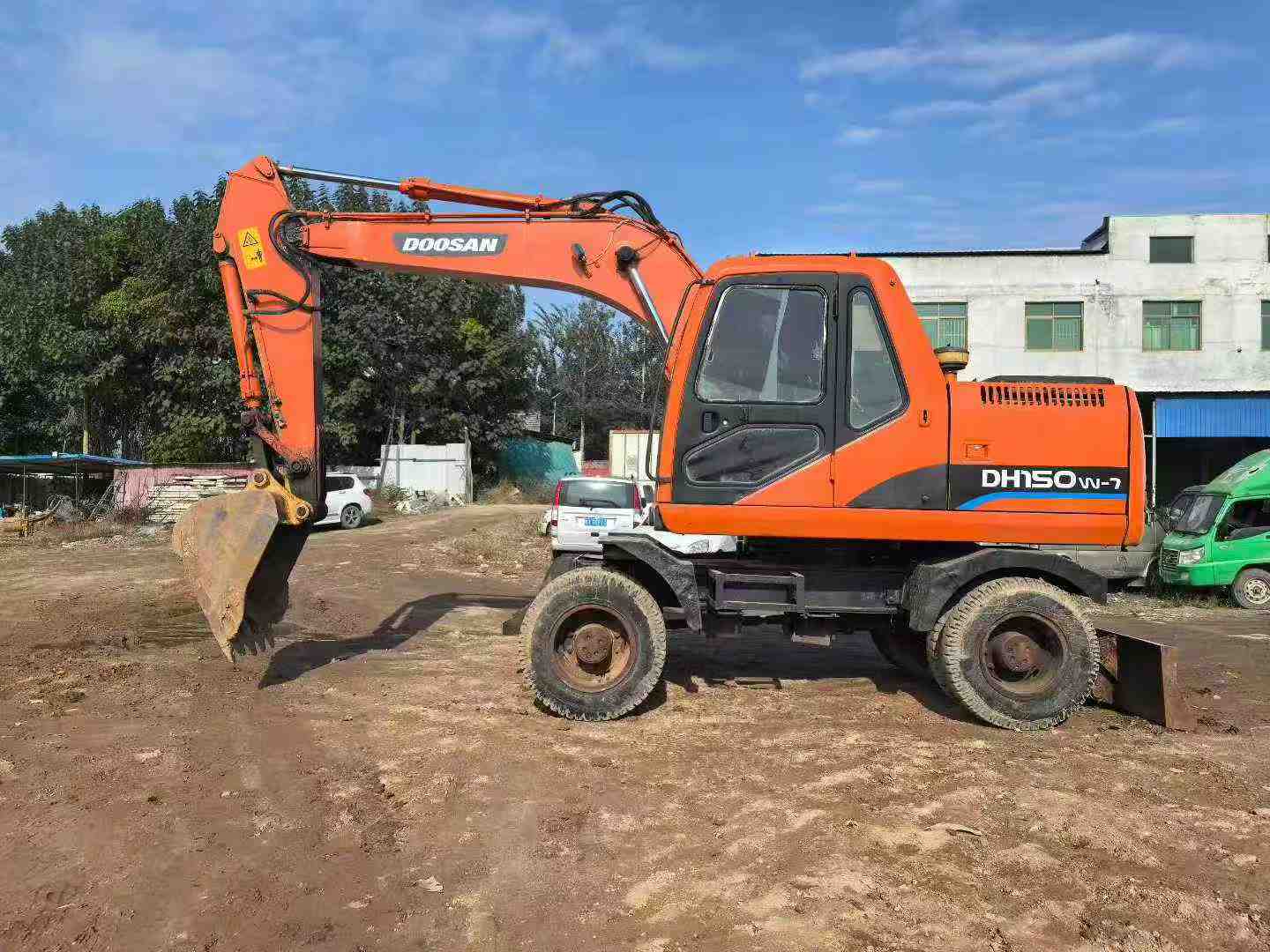 Used Doosan DH130LC-V Excavator 2016 Model / 6