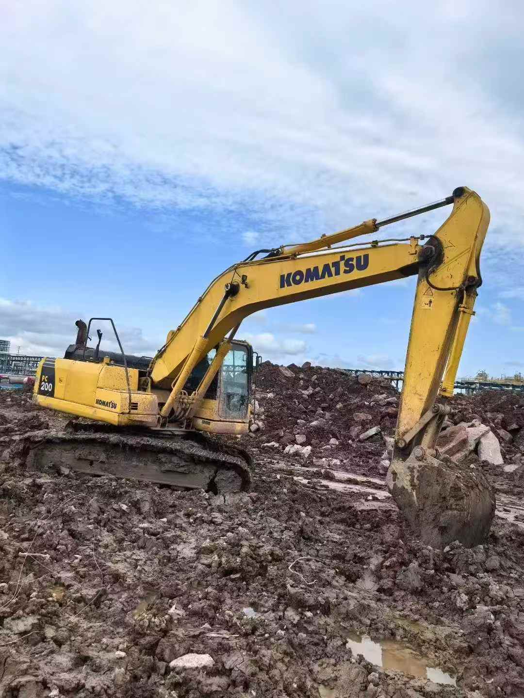 Used Komatsu PC200 Excavator 2020 Model / 6