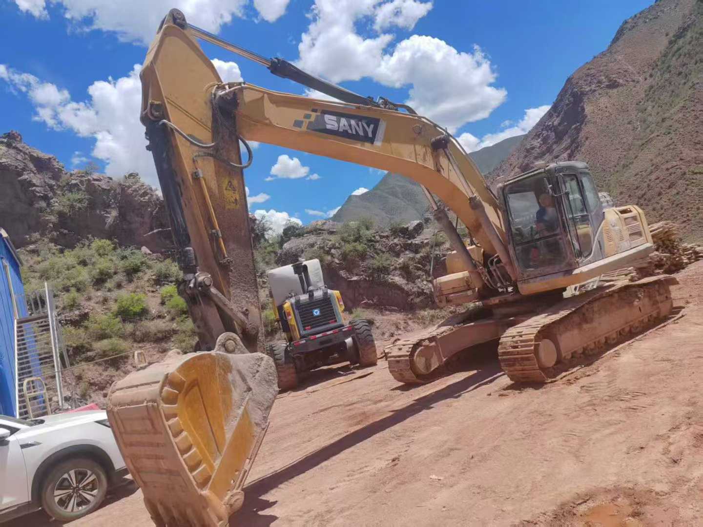 Used Sany SY245H Excavator 2017 Model