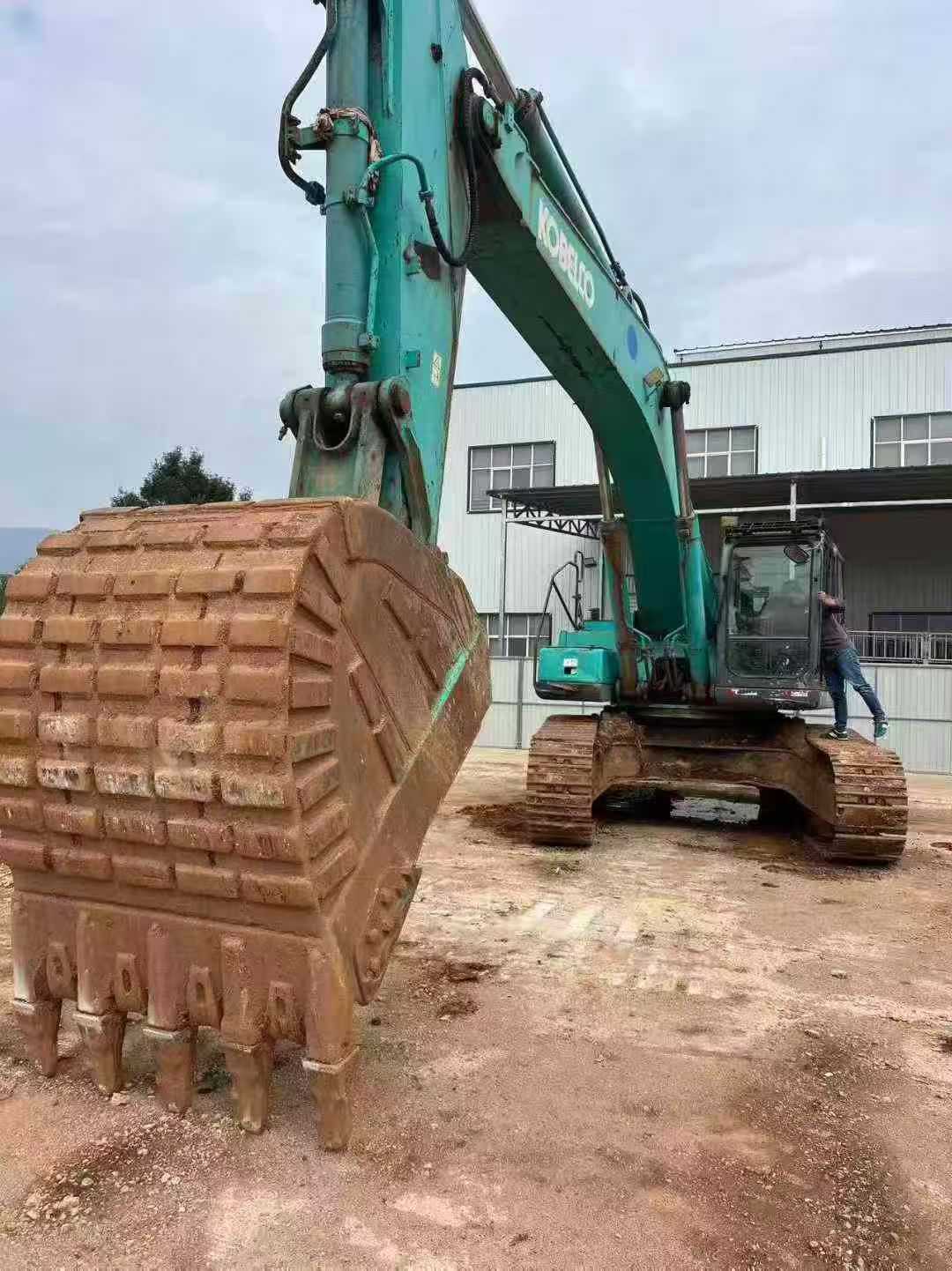 Used Kobelco SK60 Excavator 2016 Model / 3