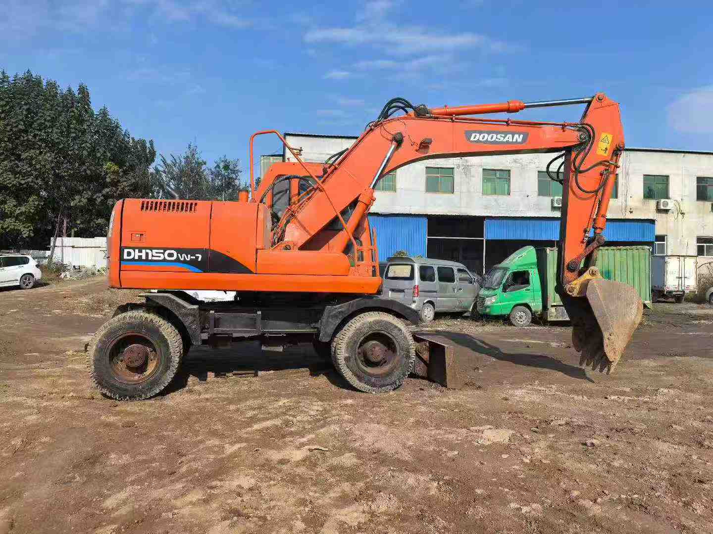 Used Doosan DH130LC-V Excavator 2016 Model / 5