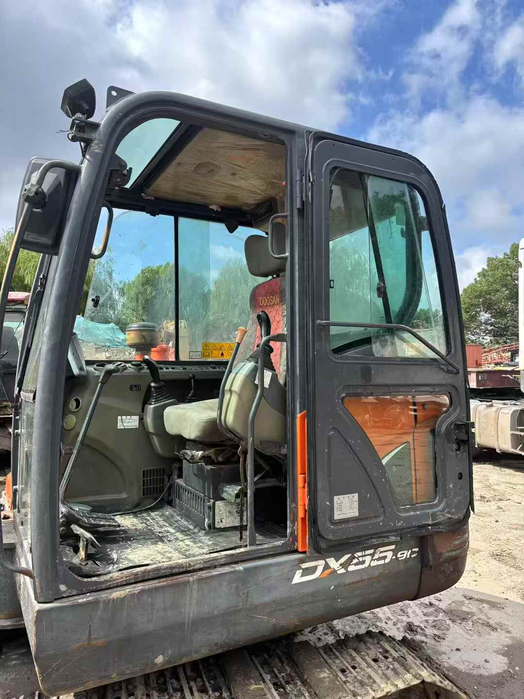 Used Doosan DH55 Excavator 2018 Model / 6