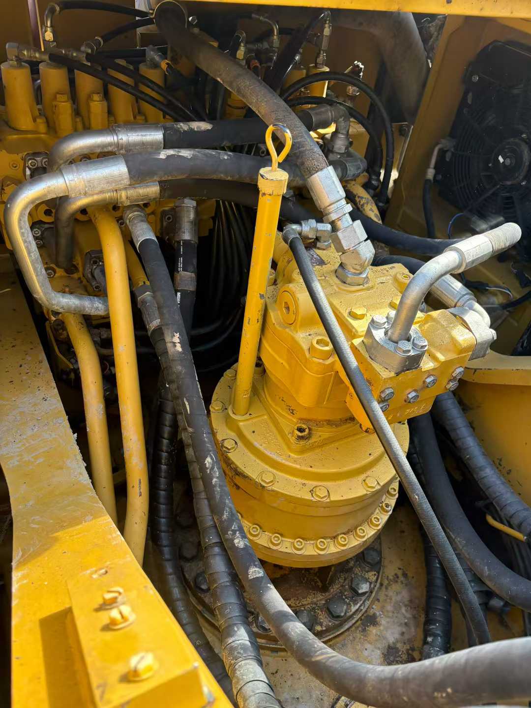 Used Caterpillar 330L Excavator 2017 Model / 7