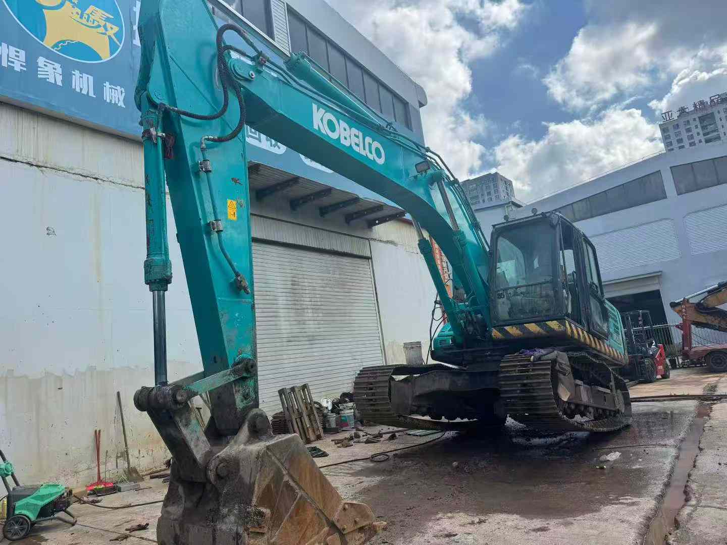 Used Kobelco SK200-10 Excavator 2021 Model / 4