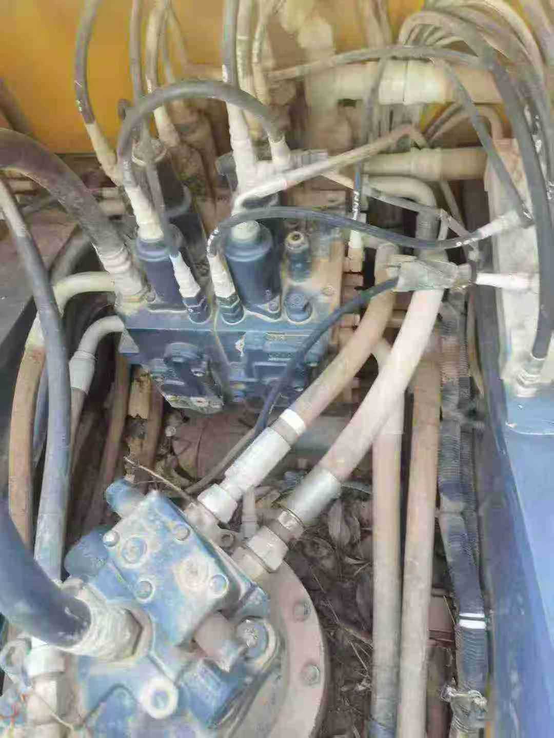 Used Kobelco SK210 Excavator 2016 Model / 3