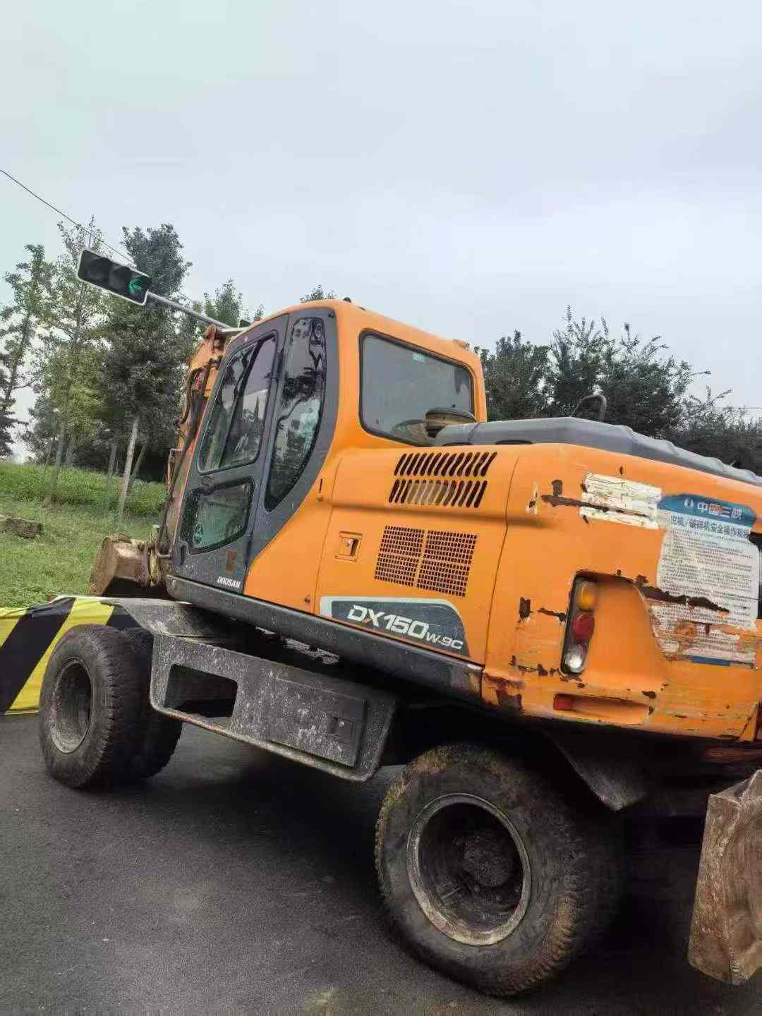 Used Doosan DX15 Excavator 2019 Model / 8