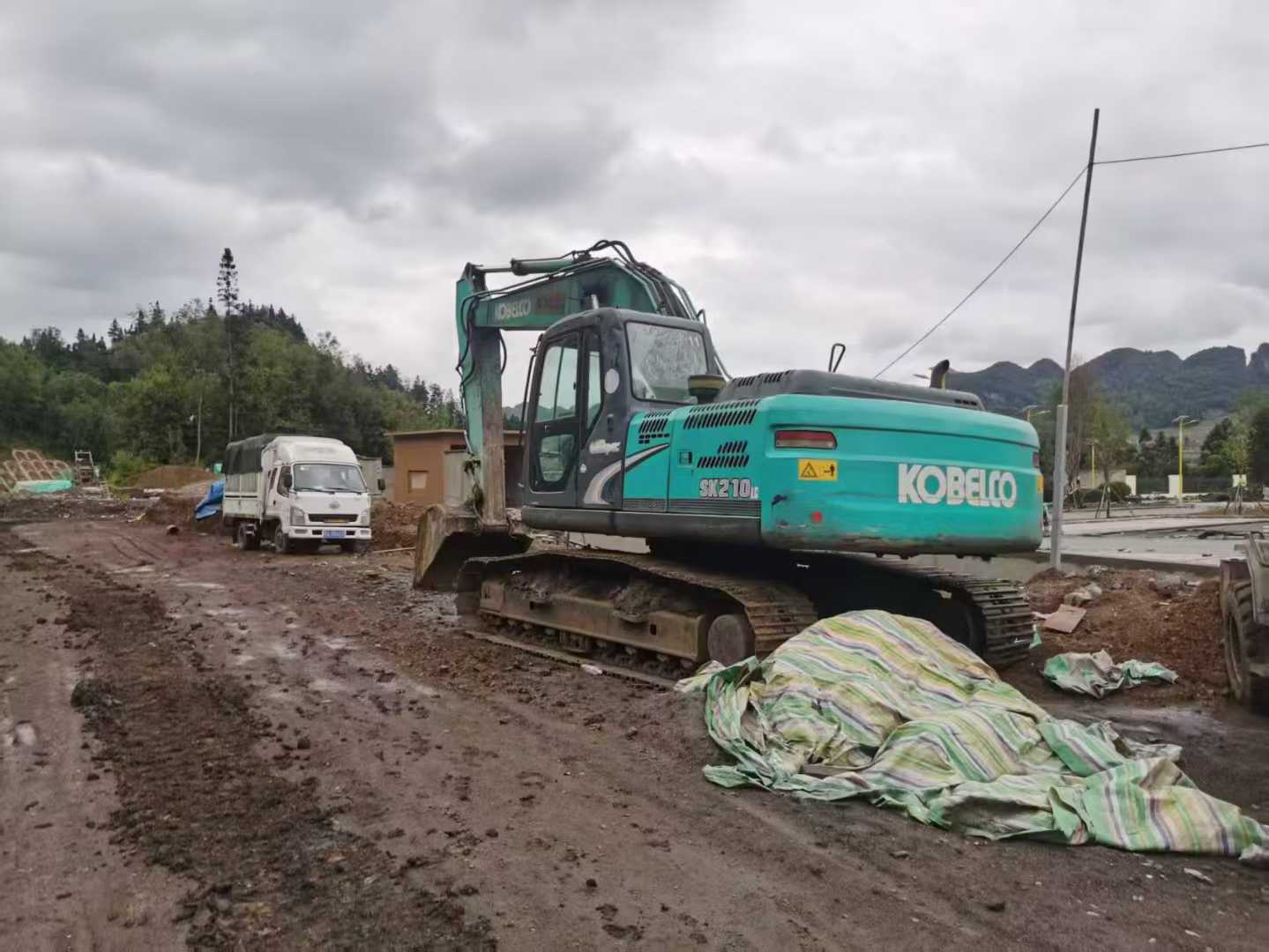 Used Kobelco SK210 Excavator 2011 Model